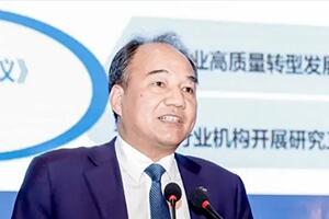 葉盛基：中國汽車產(chǎn)業(yè)迎接新挑戰(zhàn) 把握新機(jī)遇 實現(xiàn)新突破