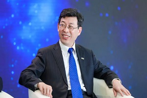 2025年新能源汽車銷量占比超30% 百人會(huì)副理事長兼秘書長張永偉表示
