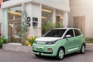 雷丁芒果Pro 4門款量產(chǎn)車正式下線 預(yù)售價(jià)區(qū)間3.98萬-5.99萬元
