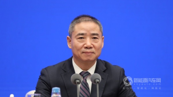 辛國(guó)斌