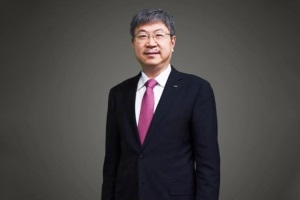 全國人大代表尹同躍：關(guān)注新能源車碳交易管理