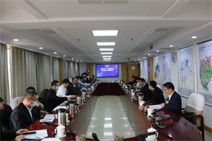 聚焦氫燃料汽車|孫逢春院士、王震坡主任參加新能源項目座談會