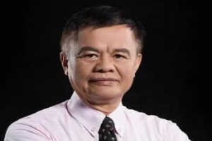 創(chuàng)維黃宏生：加快推進(jìn)轉(zhuǎn)型升級 敢創(chuàng)敢為