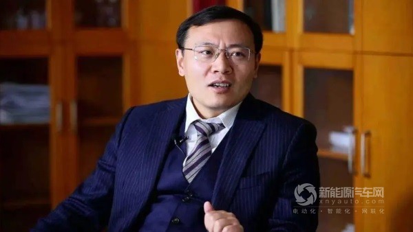 任澤平
