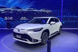 搭載五代THS系統(tǒng) 豐田鋒蘭達混動版亮相2022廣州車展