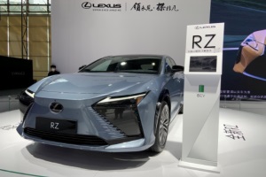 與豐田bZ4X同平臺(tái)打造 雷克薩斯RZ亮相2022廣州車展