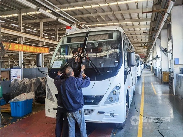 上海申龍新能源客車