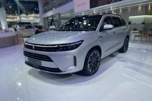 2023成都車展系列報(bào)道：新款問(wèn)界M7實(shí)車正式亮相