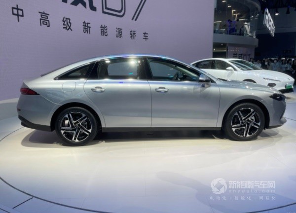 榮威D7 EV/D7 DMH