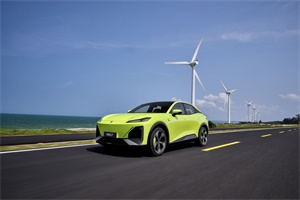 卷出新高度!深藍雙車榮耀版上市限時售價12.99萬起