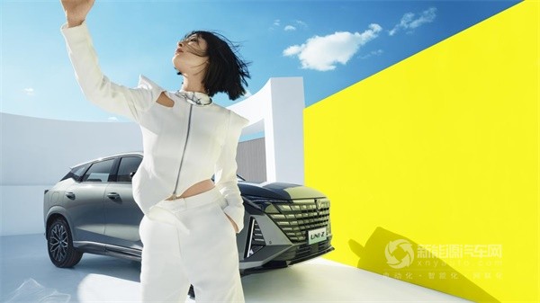 長安UNI-Z