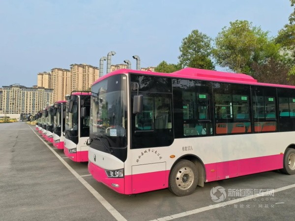 亞星純電客車
