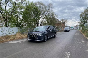 2024北京車(chē)展探館系列報(bào)道：瑞風(fēng)RF8鴻蒙版實(shí)車(chē)