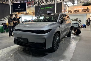 2024北京車展探館系列報(bào)道：零跑C16實(shí)車現(xiàn)身