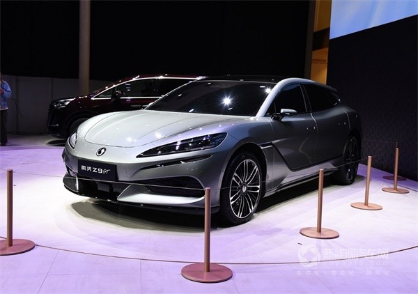 騰勢Z9GT