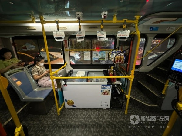 比亞迪純電公交
