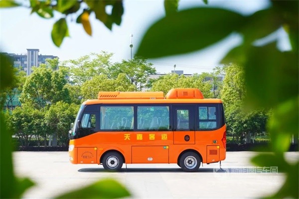 安凱A5純電客車