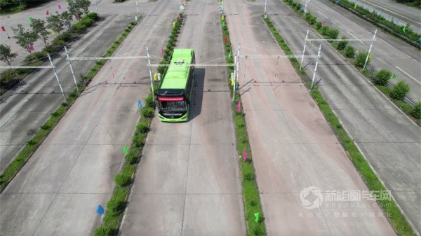 蘇州金龍純電公交