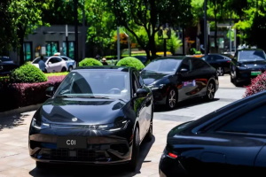 座座都是VIP 零跑C11、C01攜手助力中國汽車經銷商大會