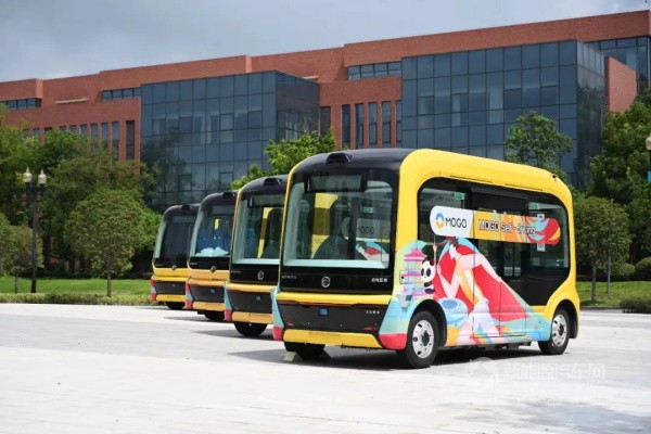 金旅客車 蘑菇車聯(lián)
