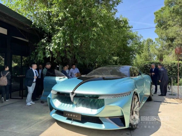 嵐圖汽車
