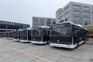 中車電動40臺新能源公交車亮相“中國酒城”瀘州
