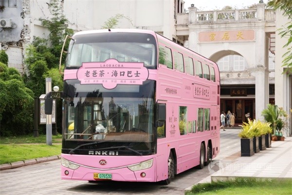 安凱新能源雙層觀(guān)光巴士