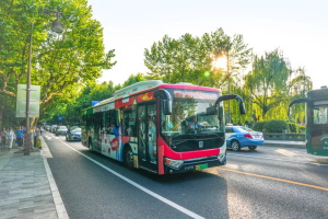 坐吉利遠(yuǎn)程新能源客車以另一種視角解鎖西湖之美