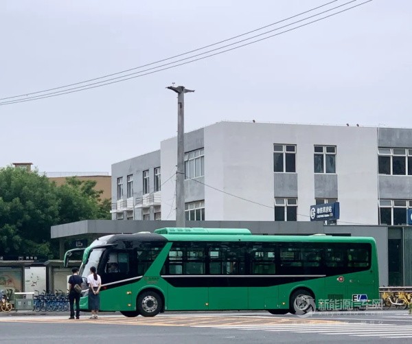 歐輝新型通學(xué)車