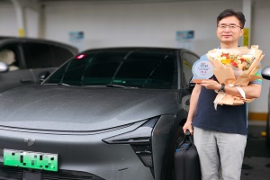 碾壓激光雷達(dá)車型 極越01憑純視覺方案奪得智駕大賽第一名