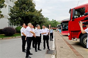 株洲市市長陳恢清調研中車電動：加快推進“電動株洲”建設