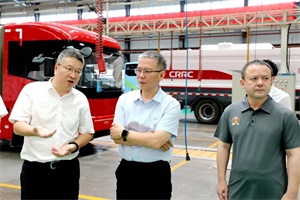 株洲市委書記曹慧泉調(diào)研中車電動(dòng)：推動(dòng)北斗技術(shù)與優(yōu)勢產(chǎn)業(yè)相結(jié)合