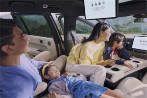 理想L8：打造安全、充滿童趣的智能空間