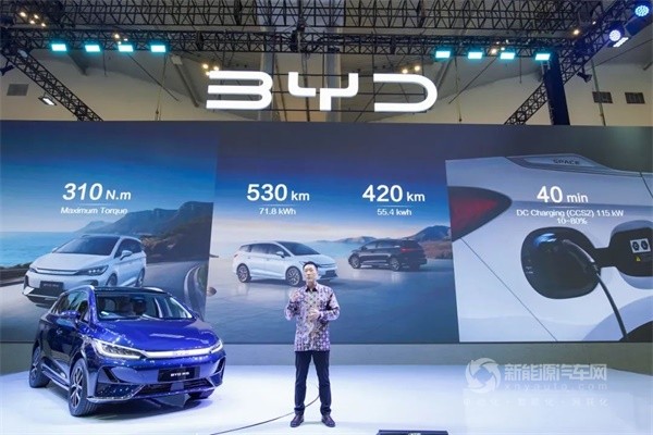 比亞迪M6