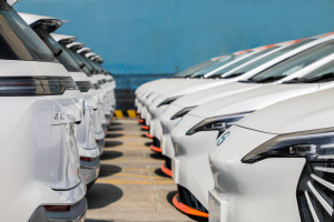 首批500輛AION Y Plus發(fā)車印尼，埃安高科技出海加速