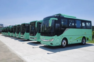 精準對接客貨郵發(fā)展需求，吉利星際新能源客車再赴谷城