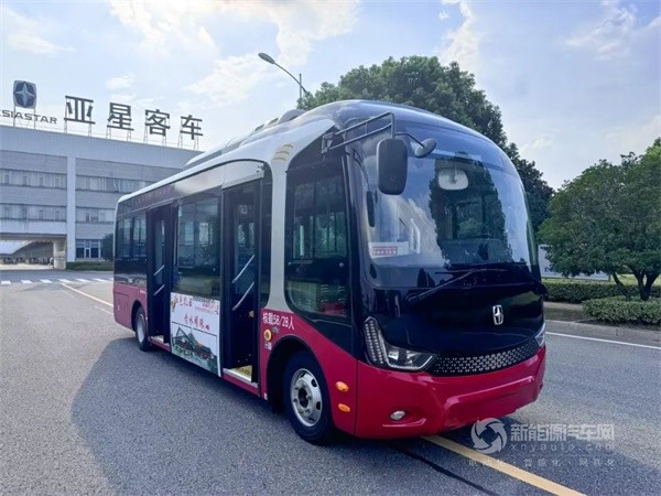 亞星純電客車