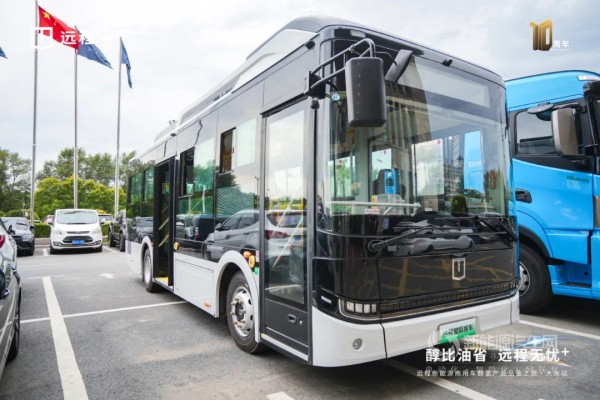 吉利星際客車