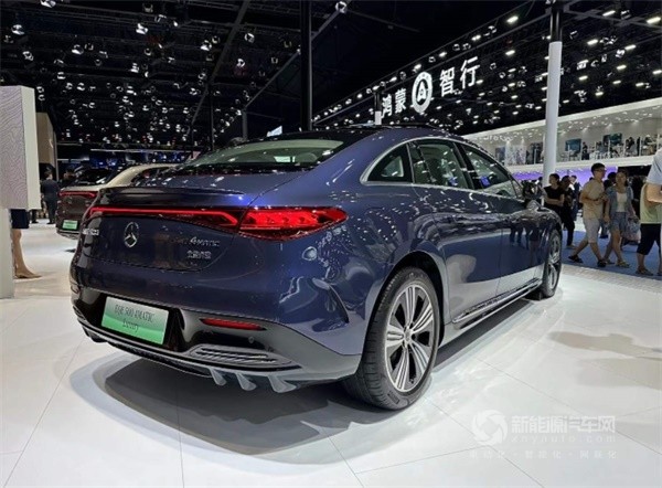 奔馳EQE 500 4MATIC