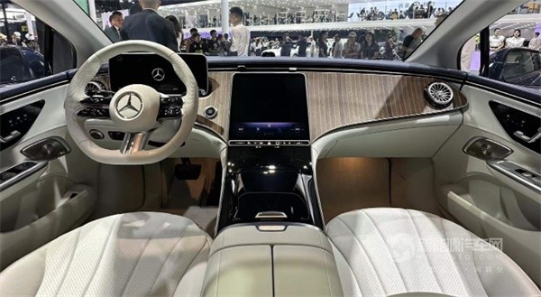 奔馳EQE 500 4MATIC