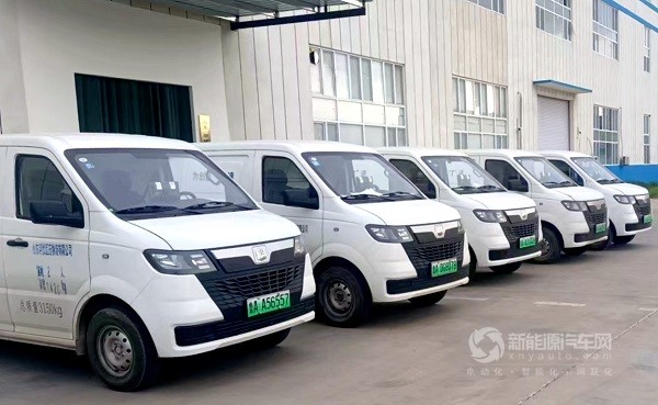 中通純電物流車