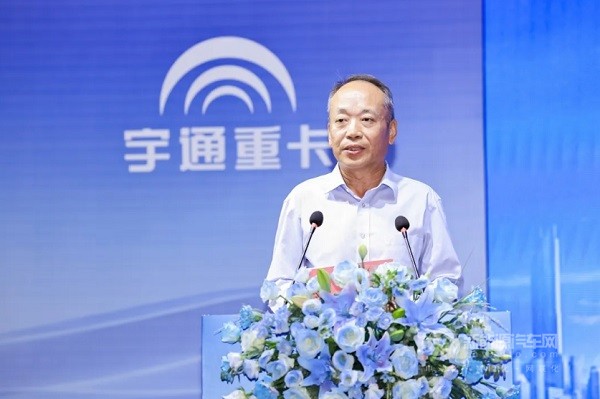 宇通600度純電牽引車