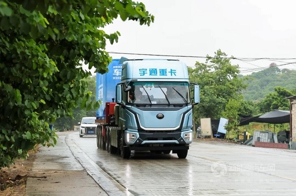 宇通600度純電牽引車