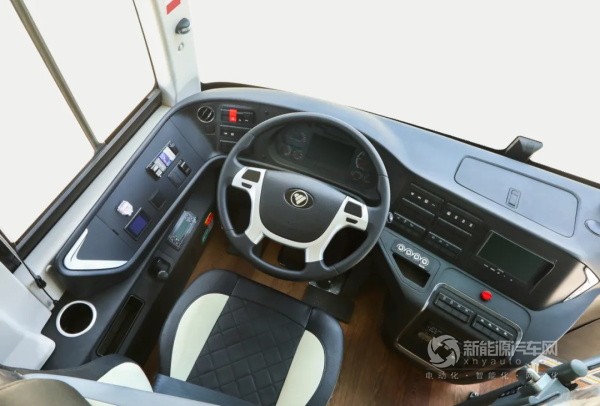 歐輝純電城間客車
