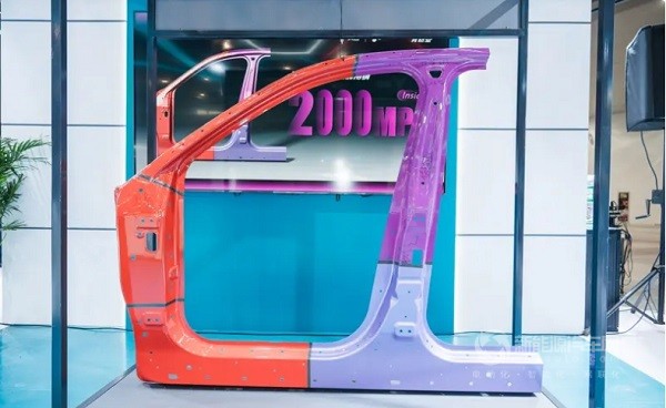 嵐圖汽車