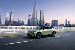 最卷CEO自駕800km為新車(chē)造勢(shì)，嵐圖知音能否成為純電SUV新卷王