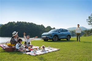 最低油耗僅3.5L/100km 五菱星光S上市首月用戶(hù)出行數(shù)據(jù)公布