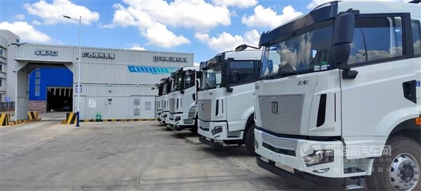 遠(yuǎn)程X7E-400換電牽引車
