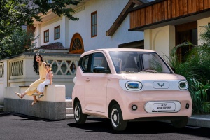 “人民的代步車(chē)”實(shí)力銷(xiāo)冠!宏光MINIEV十月熱銷(xiāo)42165臺(tái)