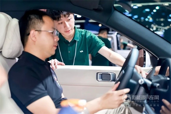理想汽車